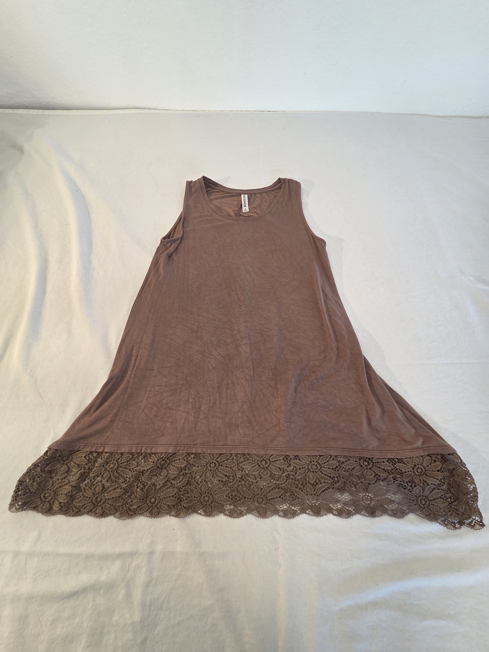 Zenana Signature Relaxed Scoop Neck Tank Top - Mauve Brown